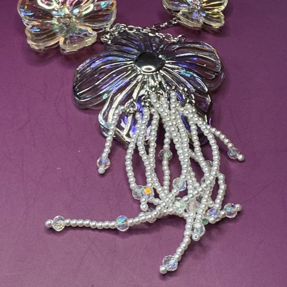 Betsey Johnson Flower Necklace. New! - Picture 5 of 6